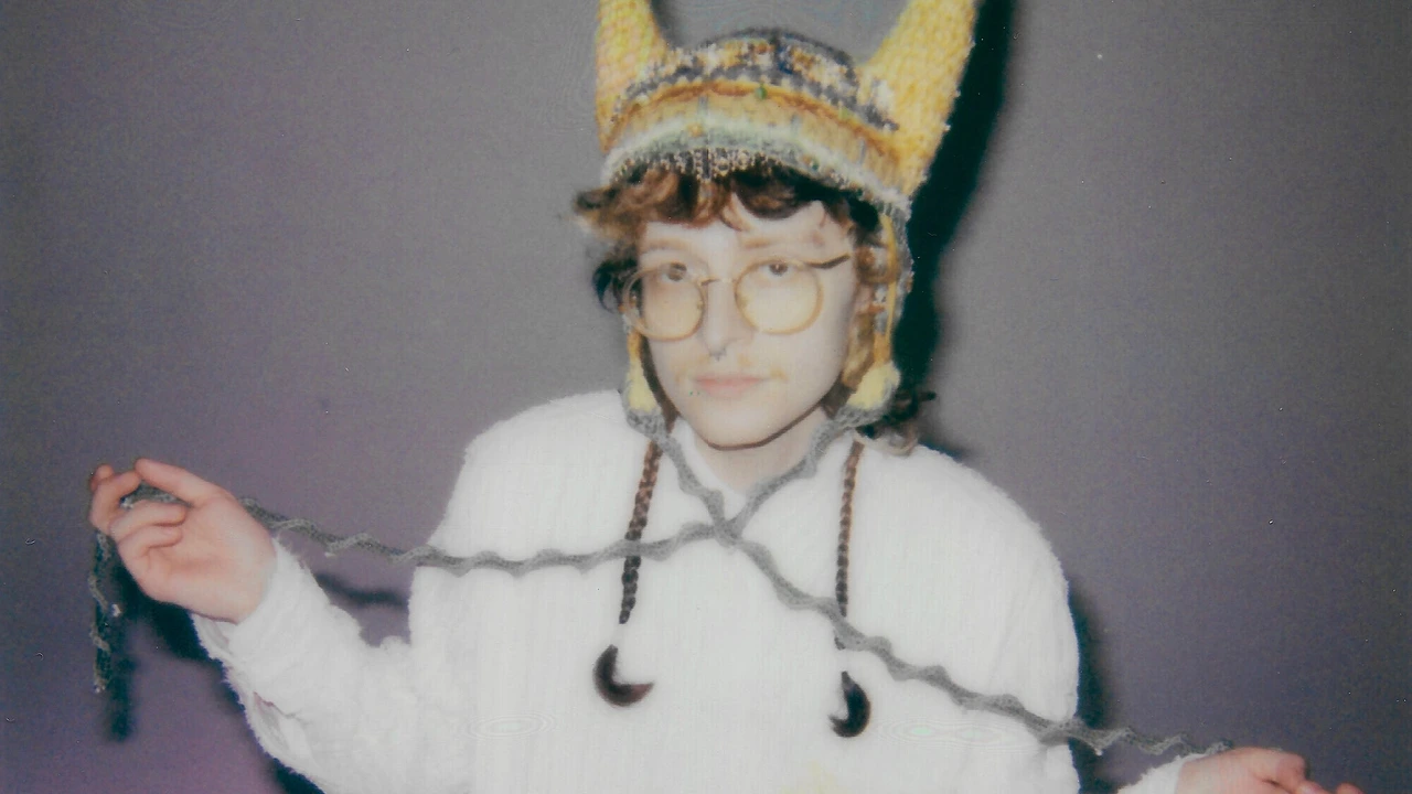 Cavetown — Running With Scissors Tour