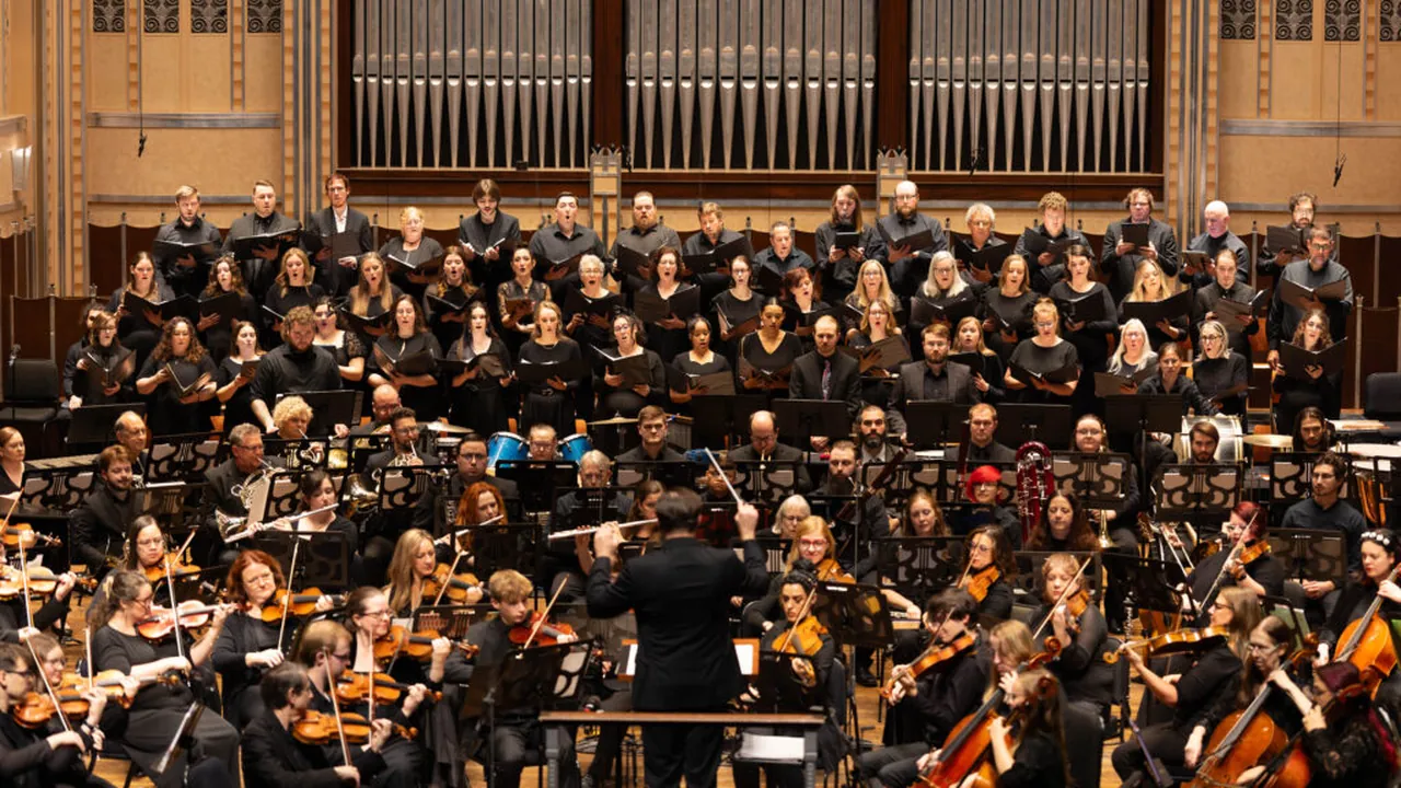 Symphony of Horrors: Scores of Halloween